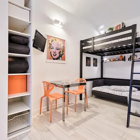 Lägenhet Littleandcosy *